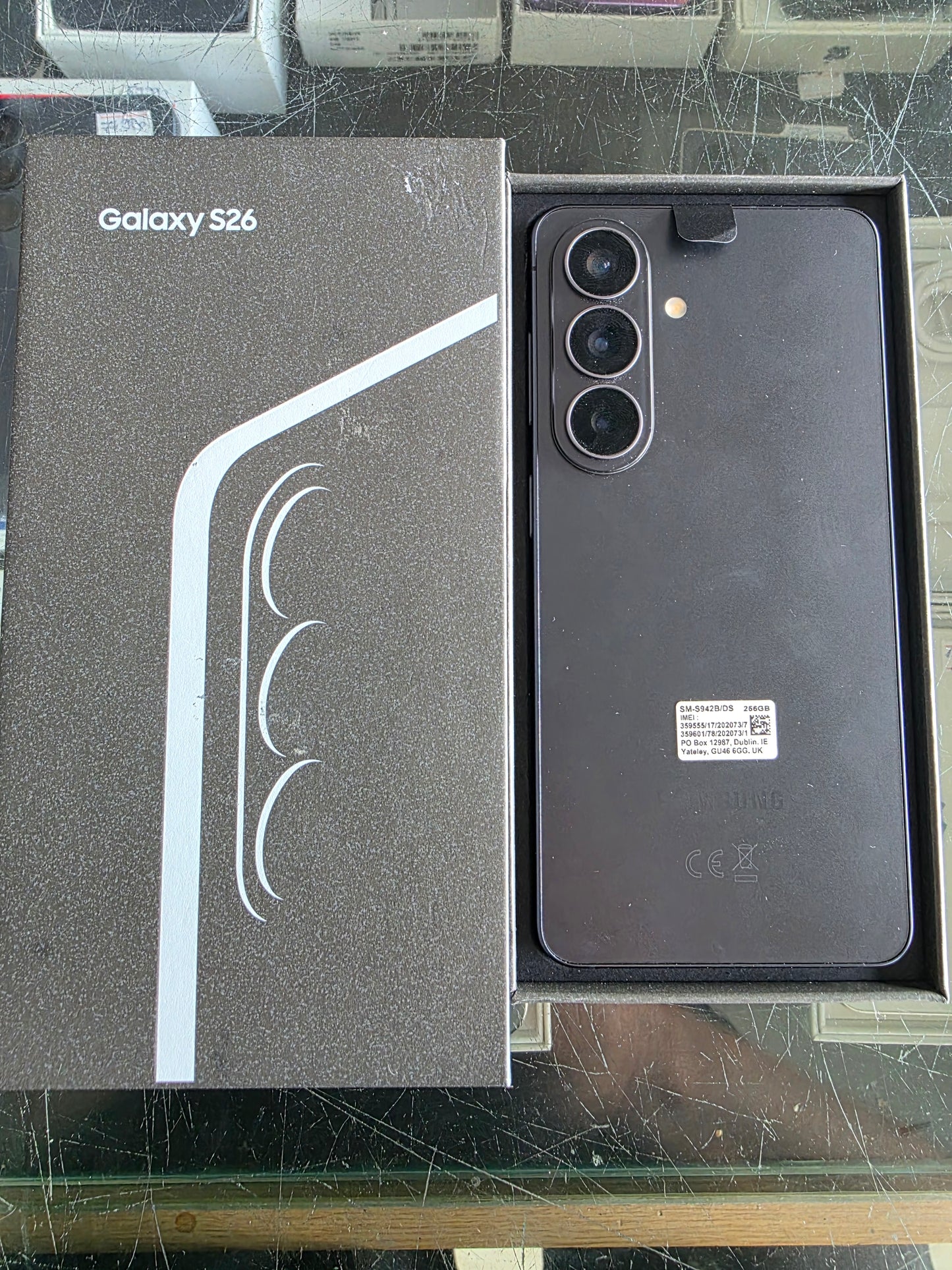 Samsung S26